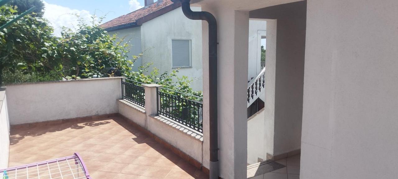 Apartmani Am Крк Экстерьер фото