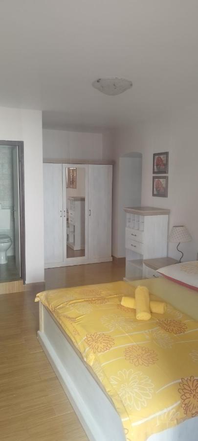 Apartmani Am Крк Экстерьер фото